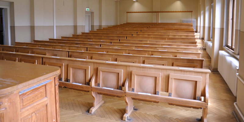 Hörsaal 9